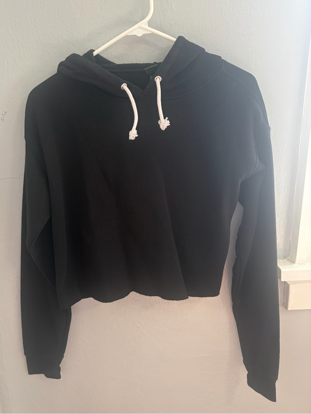 Black Women's Cropped Hoodie